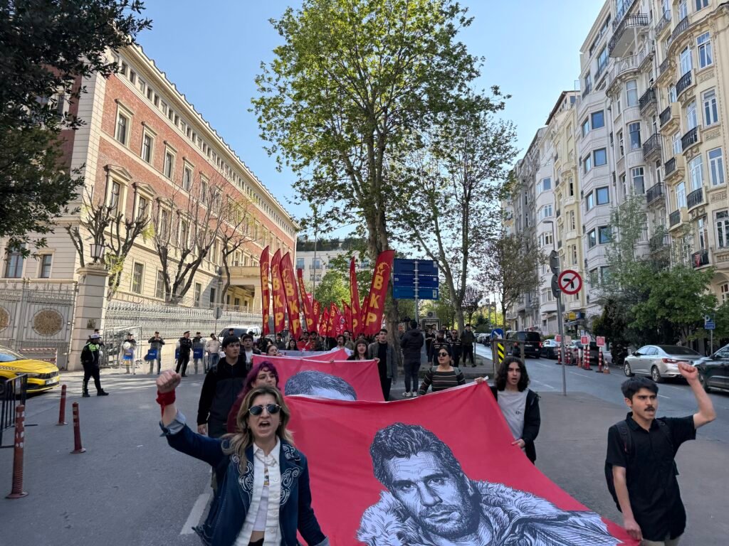 NATO Defol! Emperyalizme Karşı Deniz Olacağız!